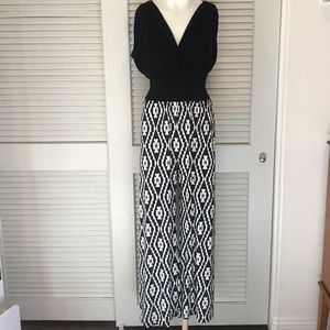 Stretchy patterned jumpsuit